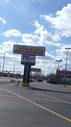 Clothing Store «1/2 of 1/2 Name Brand Clothing», reviews and photos, 601 N West St # 126, Wichita, KS 67203, USA