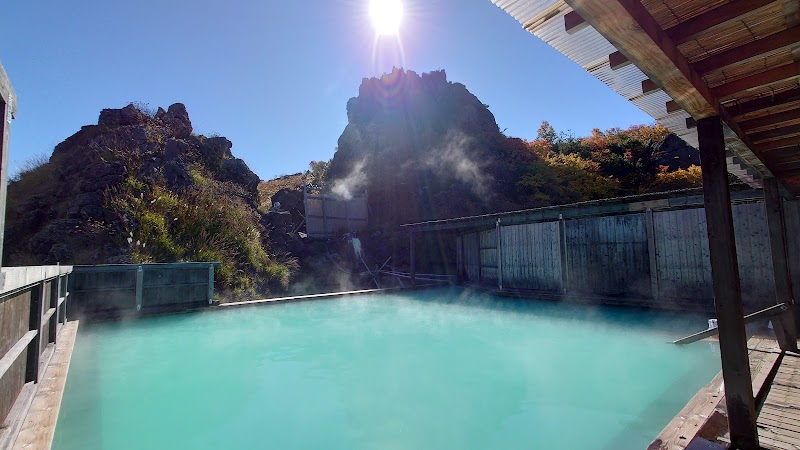 須川高原大露天風呂「大日湯」