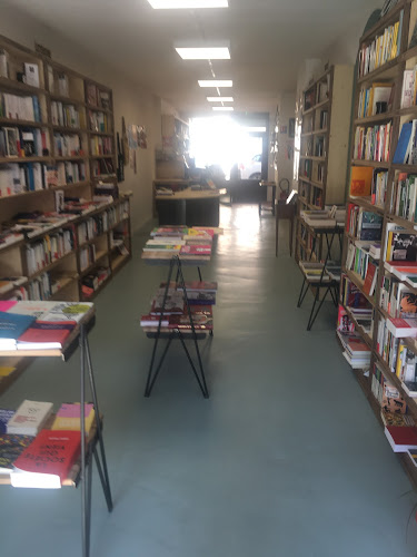 L'Hibernie · Librairie café galerie à Carmaux