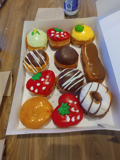 Bakery «Krispy Kreme Doughnuts», reviews and photos, 417 W University Pkwy, Orem, UT 84057, USA