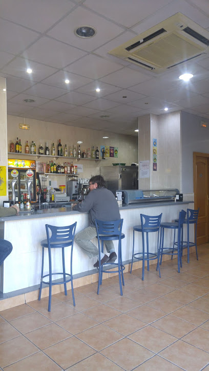 Bar Cafeteria RM Ca La Lluïsa - Carrer Alt Penedès, 11, 43151 Els Pallaresos, Tarragona, Spain
