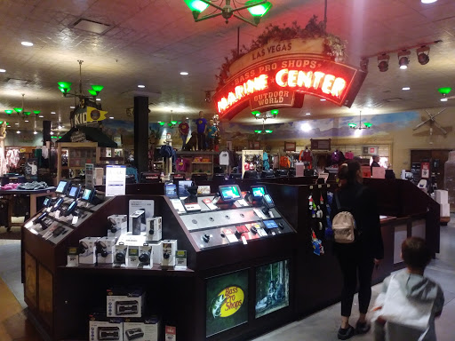 Sporting Goods Store «Bass Pro Shops», reviews and photos, 8200 Dean Martin Dr, Las Vegas, NV 89139, USA