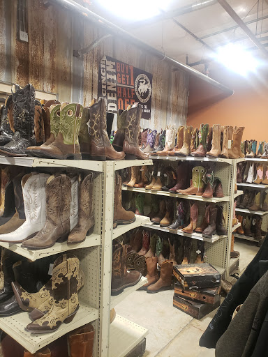 Western Apparel Store «Conroe Shoe Shop & Western Wear», reviews and photos, 1111 League Line Rd #113, Conroe, TX 77303, USA