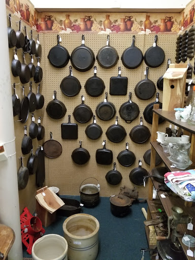 Antique Store «Treasures At Century Plaza», reviews and photos, 3702 Century Dr, Fort Smith, AR 72903, USA