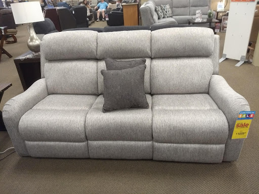 Furniture Store «Raymour & Flanigan Furniture and Mattress Store», reviews and photos, 1345 US-1, North Brunswick Township, NJ 08902, USA