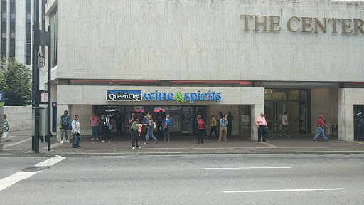 QueenCity Wine&Spirits - Lottery - Soda - Snacks - Craft Beer-, 113 E 5th St, Cincinnati, OH 45202, USA, 