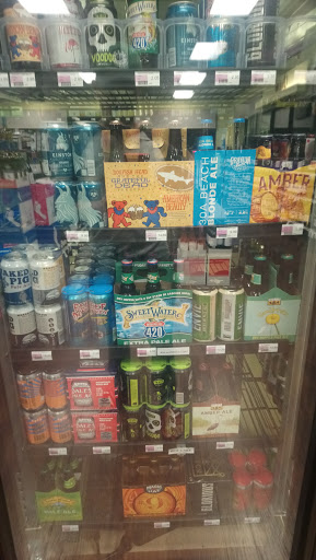 Liquor Store «Beach Liquors», reviews and photos, 1257 Airport Rd, Destin, FL 32541, USA