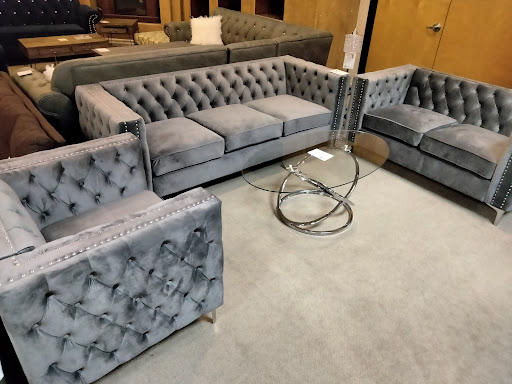 Bedroom Furniture Store «Furniture & Mattress World», reviews and photos, 4020 E Thomas Rd, Phoenix, AZ 85018, USA
