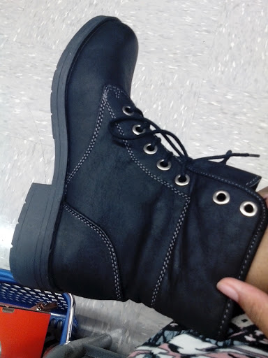 Sporting Goods Store «Academy Sports + Outdoors», reviews and photos, 4215 Jimmy Lee Smith Pkwy Suite 4, Hiram, GA 30141, USA