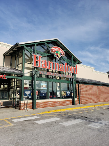 Hannaford Supermarket, 24 Portland Rd, Buxton, ME 04093, USA, 