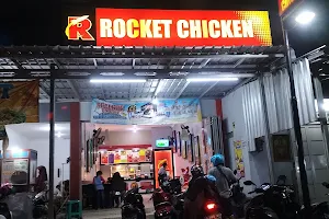 Rocket Chicken Klampok Brebes image