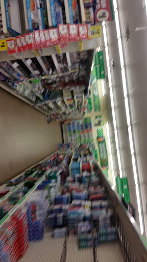 Dollar Store «Dollar Tree», reviews and photos, 1932 East Independence Ave, Springfield, MO 65804, USA