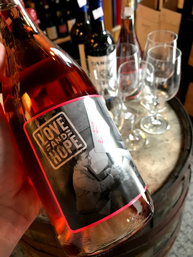 Wine Store «Yiannis Wine Shop», reviews and photos, 401 N Great Neck Rd #123, Virginia Beach, VA 23454, USA