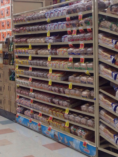 Grocery Store «Superior Grocers», reviews and photos, 16100 Lakewood Blvd, Bellflower, CA 90706, USA