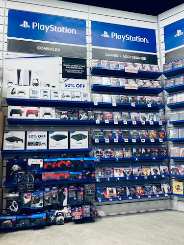 Comments and reviews of GAME Glasgow (Silverburn) in Sports Direct