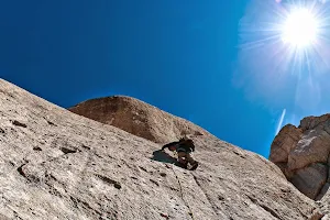 Insane Climbing Team image