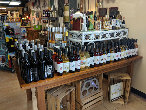 Wine Store «Wines of Iowa», reviews and photos, 234 5th St, West Des Moines, IA 50265, USA