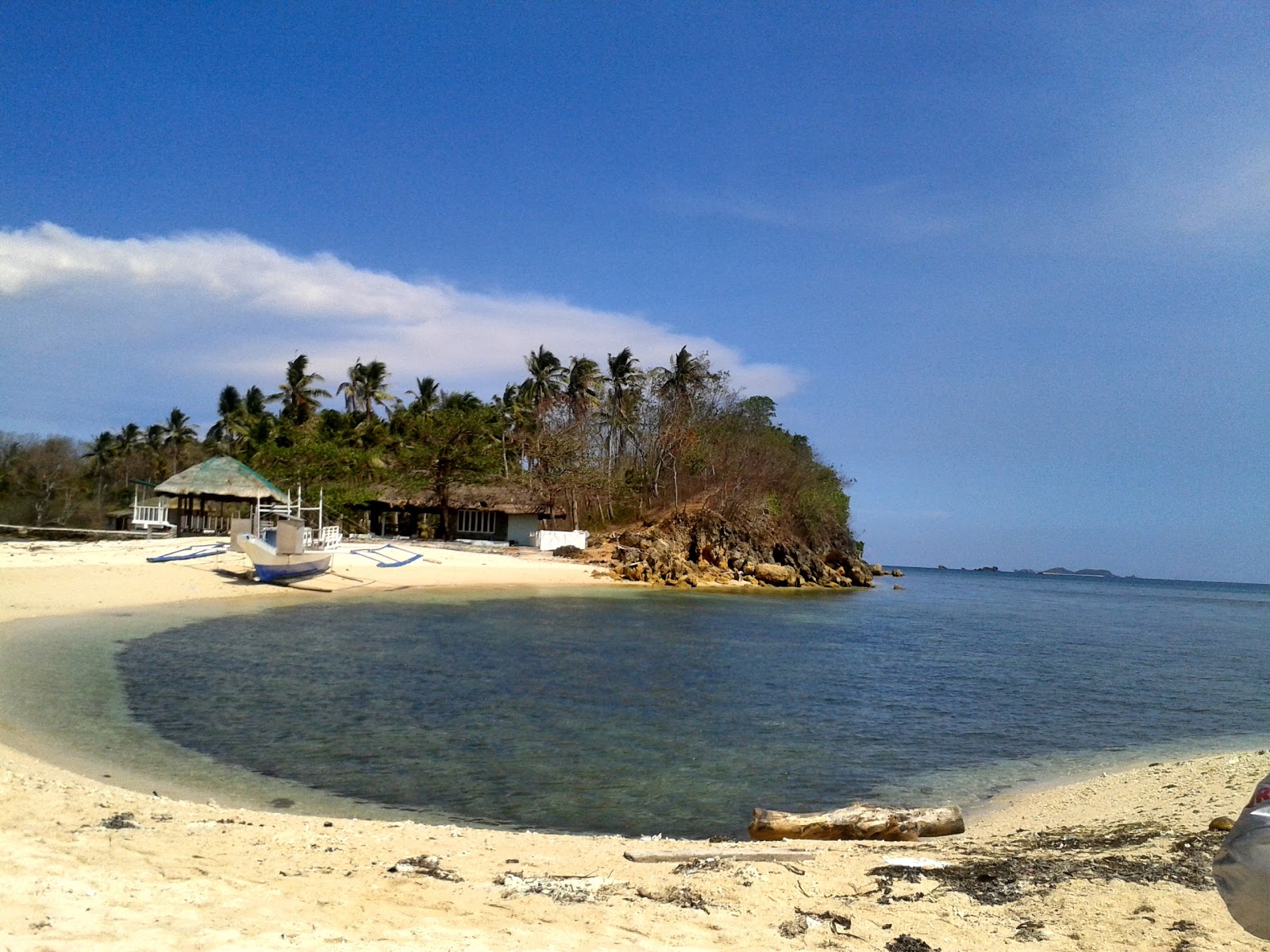 Tambaron Green Beach Resort photo #9