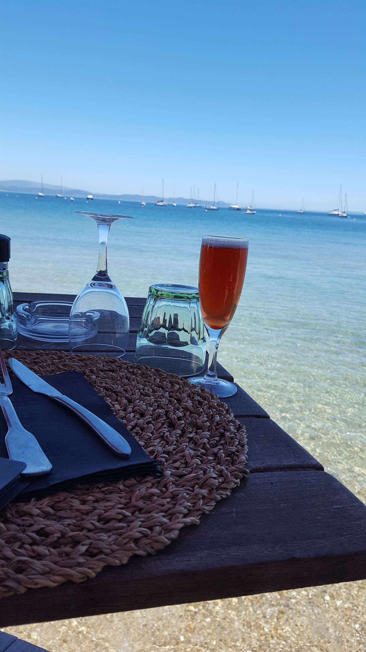 Photo n° 3 de l'avis de Cedric.a fait le 04/07/2017 à 01:50