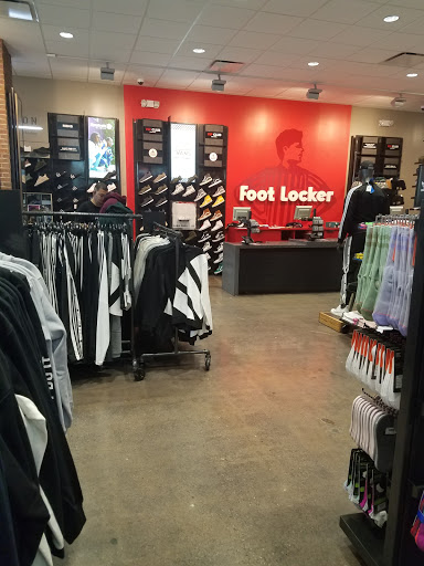 Shopping Mall «Roosevelt Mall», reviews and photos, 2339 Cottman Ave #1, Philadelphia, PA 19149, USA