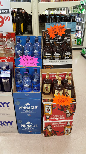 Liquor Store «Minuteman Liquors», reviews and photos, 779 Park Ave, Woonsocket, RI 02895, USA