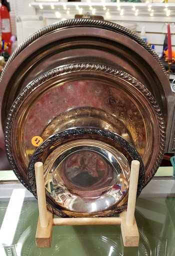 Thrift Store «Hand to Hand Thrift Store», reviews and photos, 785 Terryville Ave, Bristol, CT 06010, USA