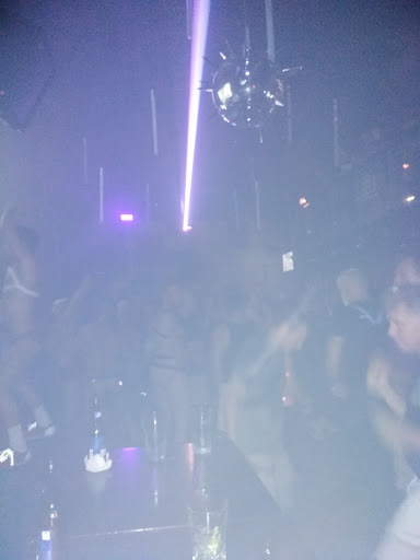 Night Club «Hunters Nightclub Fort Lauderdale», reviews and photos, 2232 Wilton Dr, Fort Lauderdale, FL 33305, USA