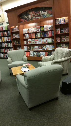 Book Store «Barnes & Noble», reviews and photos, 410 Peachtree Pkwy #252, Cumming, GA 30041, USA