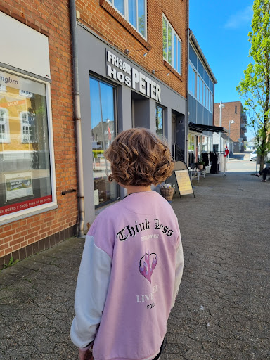 Frisør Hos Peter Bjerringbro in Bjerringbro, Viborg