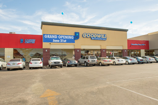 Thrift Store «Grand & Mountain View Goodwill Retail Store & Donation Center», reviews and photos