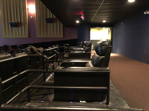 Movie Theater «Picture Show at Bloomingdale Court», reviews and photos, 324 W Army Trail Rd, Bloomingdale, IL 60108, USA