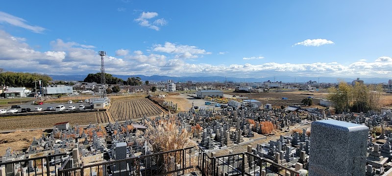 小泉町村墓