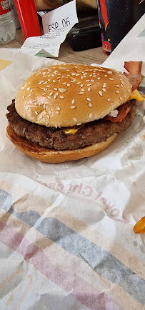 Cheeseburger du Restauration rapide McDonald's Villefranche Le Garet à Villefranche-sur-Saône - n°18