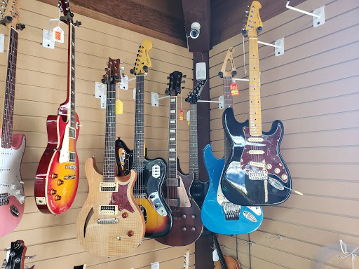 Pawn Shop «SILVER LINING JEWELRY AND LOAN GRESHAM», reviews and photos, 300 SE 181st Ave, Portland, OR 97233, USA