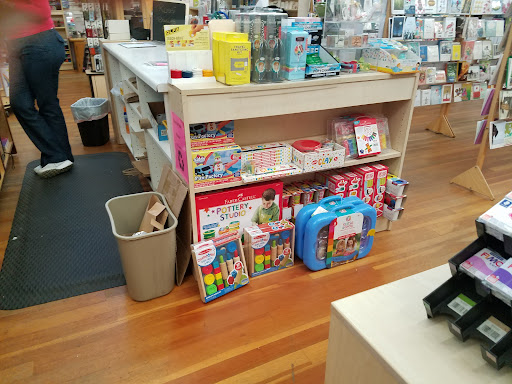 Toy Store «Spunky Skunk», reviews and photos, 344 N Franklin St, Fort Bragg, CA 95437, USA