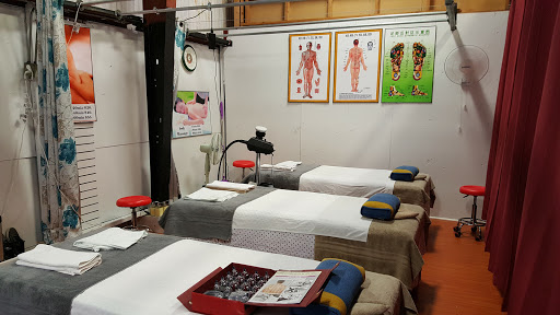 Shopping Mall «Los Amigos Mall», reviews and photos, 307 E Jefferson Blvd, Los Angeles, CA 90011, USA