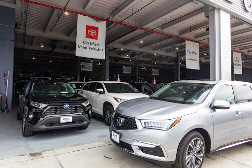 Car Dealer «Plaza Auto Mall», reviews and photos, 2740 Nostrand Ave, Brooklyn, NY 11210, USA