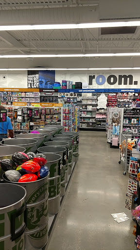 Variety Store «Five Below», reviews and photos, 15003 N Dale Mabry Hwy, Tampa, FL 33618, USA