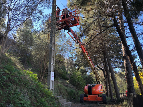 Borne de recharge de véhicules électriques Electricite Jean L . SARL Saint-André