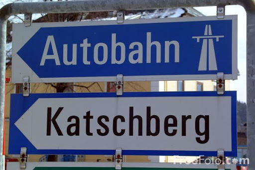 Used Car Dealer «Autobahn», reviews and photos, 1111 Westport Rd, Kansas City, MO 64111, USA