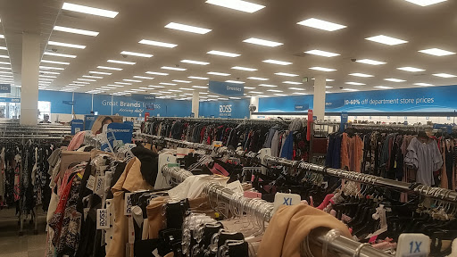 Clothing Store «Ross Dress for Less», reviews and photos, 3300 S Glenstone Ave, Springfield, MO 65804, USA