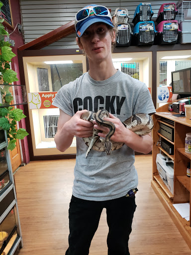 Pet Store «Petland», reviews and photos, 1600 Turner McCall Blvd, Rome, GA 30161, USA