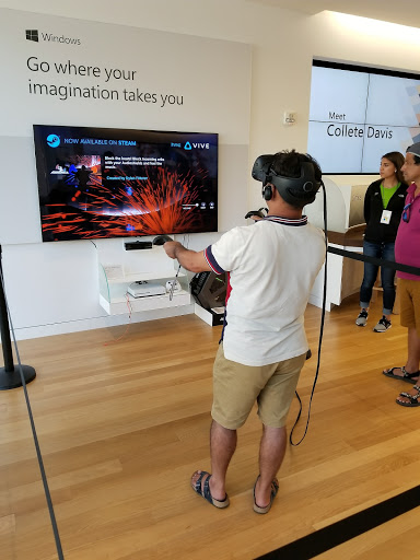 Computer Store «Microsoft Store - The Domain», reviews and photos, 3309 Esperanza Crossing #104, Austin, TX 78758, USA