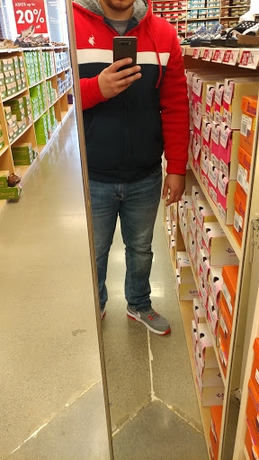 Shopping Mall «Calhoun Outlet Marketplace», reviews and photos, 455 Belwood Rd, Calhoun, GA 30701, USA