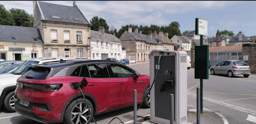 Borne de recharge de véhicules électriques USEDA Station de recharge Vic-sur-Aisne