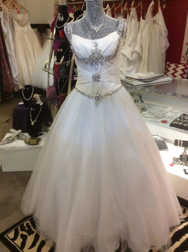 Bridal Shop «Scarlet Bridal Boutique», reviews and photos, 274 Goodman St N b135, Rochester, NY 14607, USA