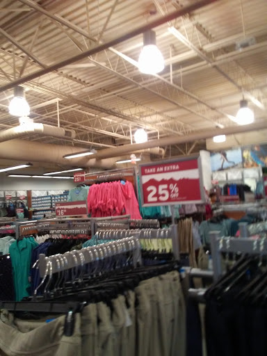 Sportswear Store «Columbia Sportswear Outlet Store», reviews and photos, 10746 Emerald Coast Pkwy, Destin, FL 32550, USA