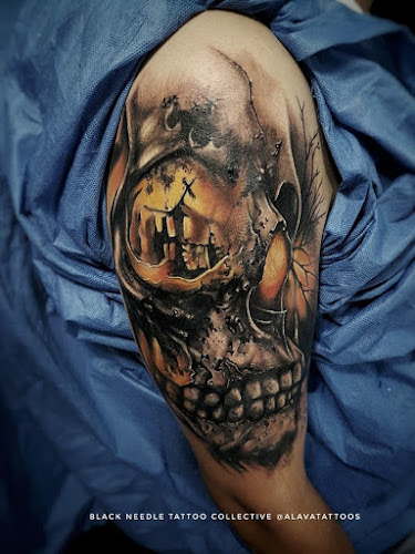 BLACK NEEDLE Tattoo Collective - Quito