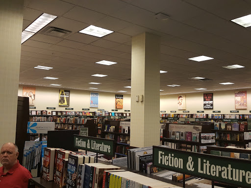 Book Store «Barnes & Noble», reviews and photos, 861 N E Mall Blvd, Hurst, TX 76053, USA