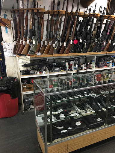 Pawn Shop «Xtreme Pawn - Lindon», reviews and photos, 720 State St, Lindon, UT 84042, USA